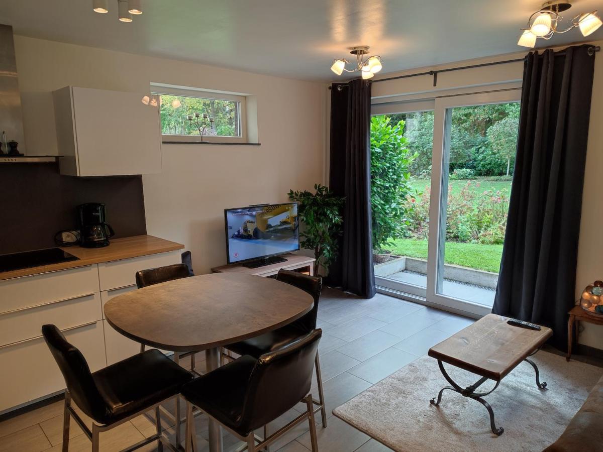 נמור Appartement Dans Un Superbe Quartier Residentiel מראה חיצוני תמונה