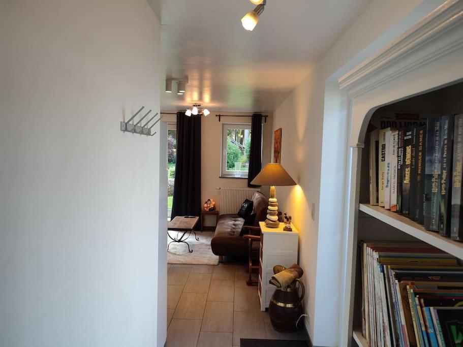 נמור Appartement Dans Un Superbe Quartier Residentiel מראה חיצוני תמונה